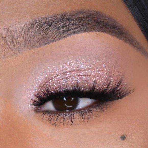 Colourpop Flutterfly 12 Pan Eyeshadow Palette (Cool Tones) - Picture 5 of 7